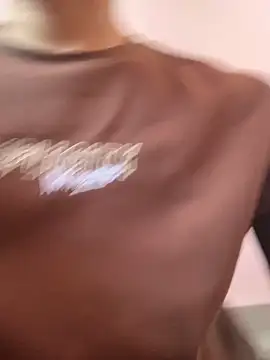 Hullax online show from 13, 4, 2026