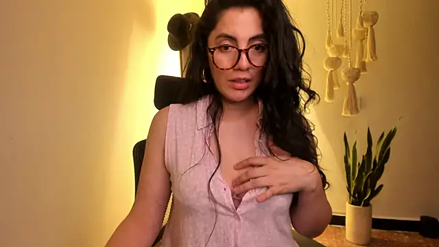 Snapshot of Mala_Bad chatting on 13, 3, 2025 Mala Bad online show from 13, 3, 2025