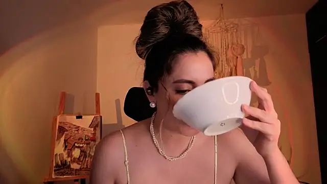 Snapshot of Mala_Bad chatting on 24, 11, 2025 Mala Bad online show from 24, 11, 2025