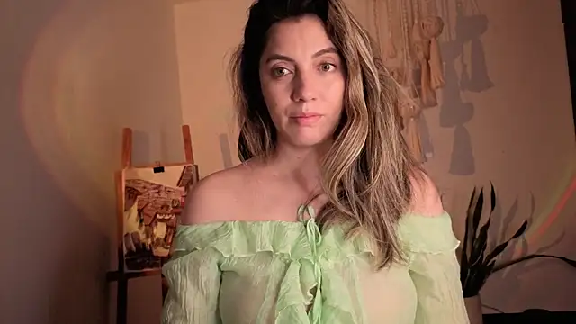 Snapshot of Mala_Bad chatting on 21, 11, 2025 Mala Bad online show from 21, 11, 2025