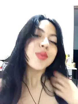 leah passion online show from 6, 11, 2025