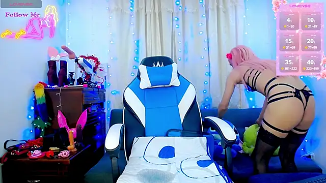 Aleexx    online show from 30, 10, 2025