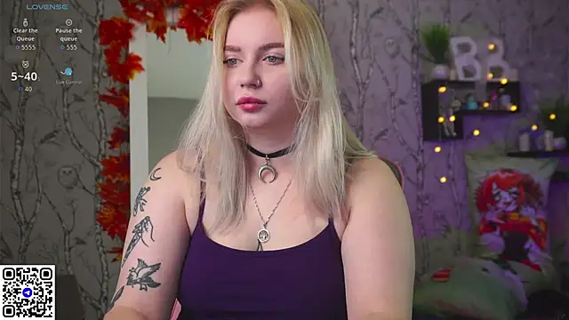 Moon Valkyrie online show from 13, 11, 2025