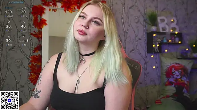 Moon Valkyrie online show from 13, 10, 2025