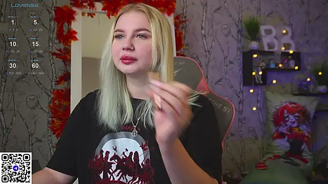 Moon Valkyrie online show from 12, 10, 2025