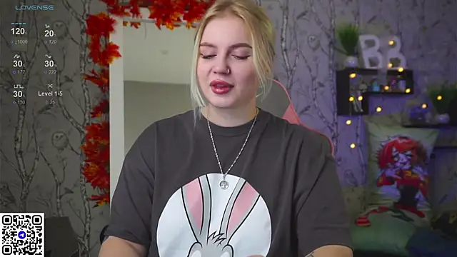 Moon Valkyrie online show from 14, 10, 2025