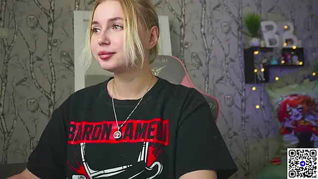 Moon Valkyrie online show from 2, 2, 2026