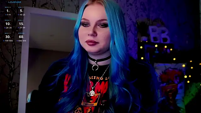 Moon Valkyrie online show from 7, 2, 2025