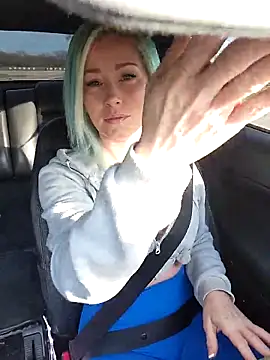 POPPY XO online show from 16, 3, 2026