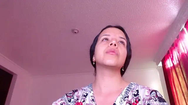 Snapshot of VALERY_MEER chatting on 22, 5, 2026 VALERY MEER online show from 22, 5, 2026
