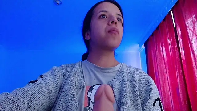 Snapshot of VALERY_MEER chatting on 6, 5, 2026 VALERY MEER online show from 6, 5, 2026