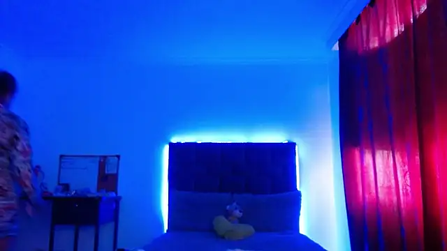 Snapshot of VALERY_MEER chatting on 14, 5, 2026 VALERY MEER online show from 14, 5, 2026