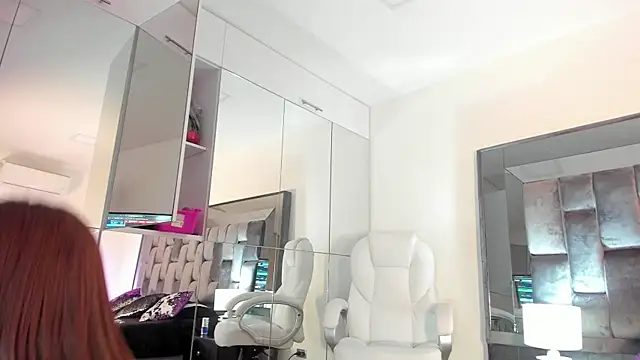 zinnia mosley online show from 14, 10, 2025