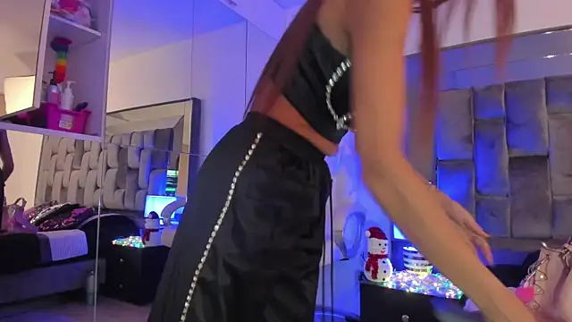 zinnia mosley online show from 15, 12, 2025