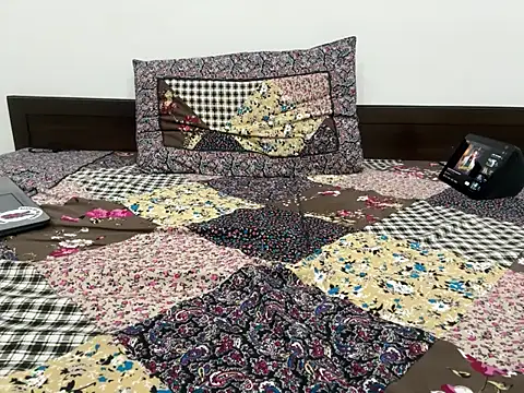 debu46 online show from 16, 10, 2025