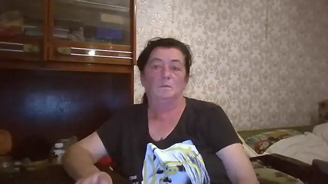 GypsiQueen2 online show from 20, 9, 2025