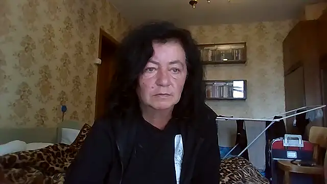 GypsiQueen2 online show from 11, 7, 2026