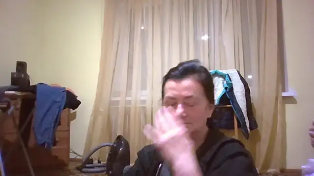 GypsiQueen2 online show from 13, 12, 2025