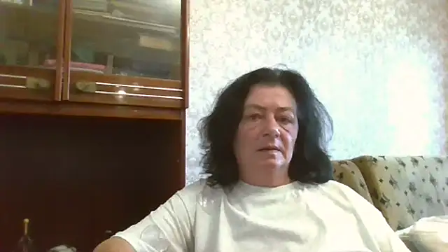 GypsiQueen2 online show from 2, 7, 2026