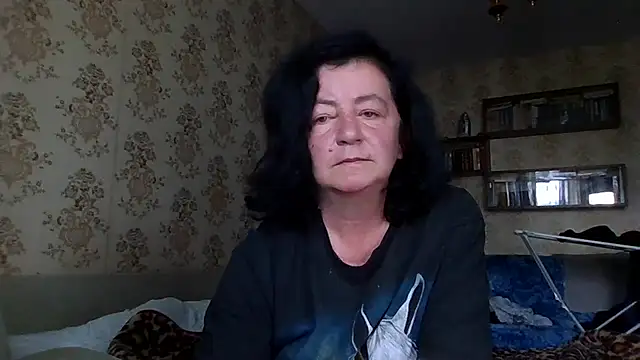 GypsiQueen2 online show from 12, 7, 2026
