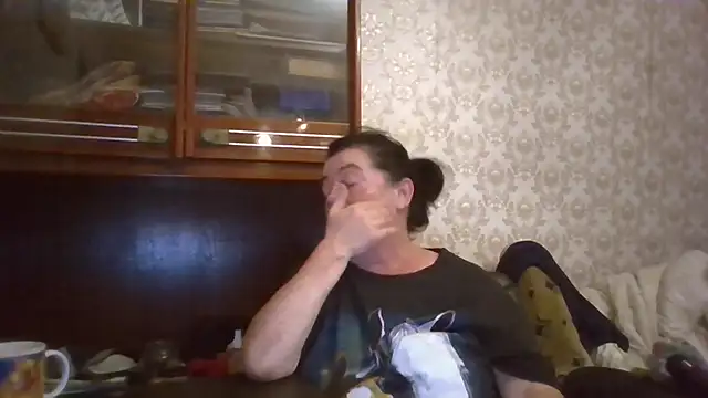 GypsiQueen2 online show from 10, 9, 2025