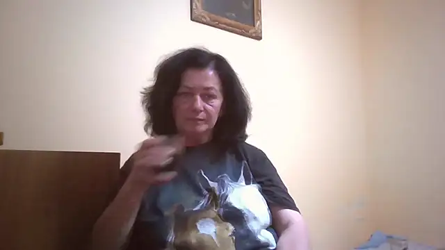 GypsiQueen2 online show from 7, 6, 2026