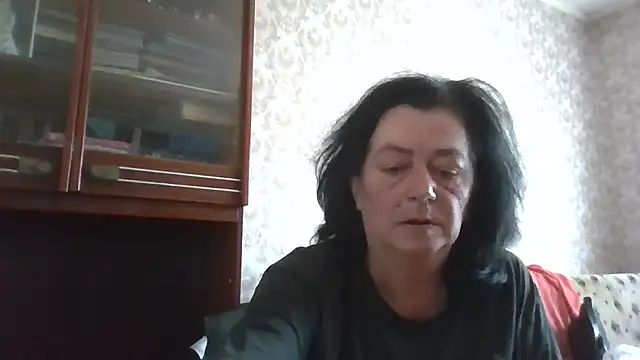 GypsiQueen2 online show from 3, 7, 2026