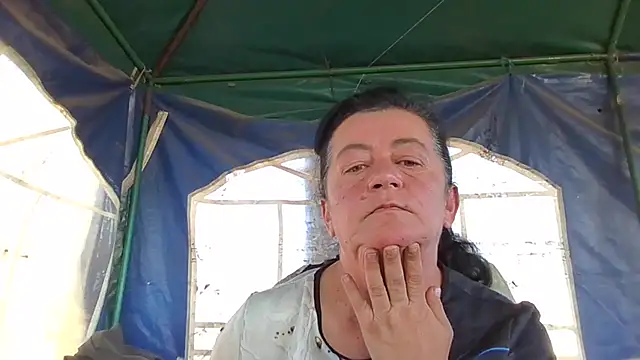 GypsiQueen2 online show from 21, 9, 2025