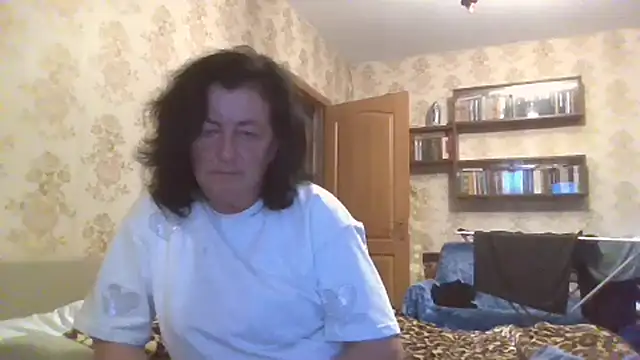 GypsiQueen2 online show from 12, 7, 2026
