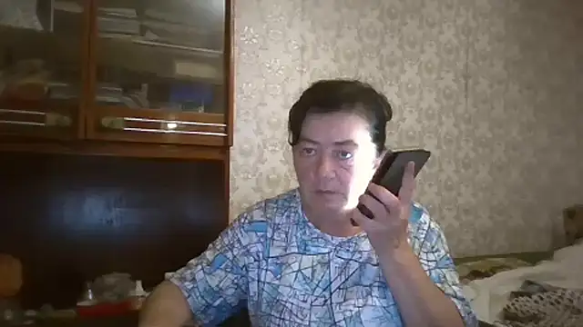 GypsiQueen2 online show from 19, 9, 2025