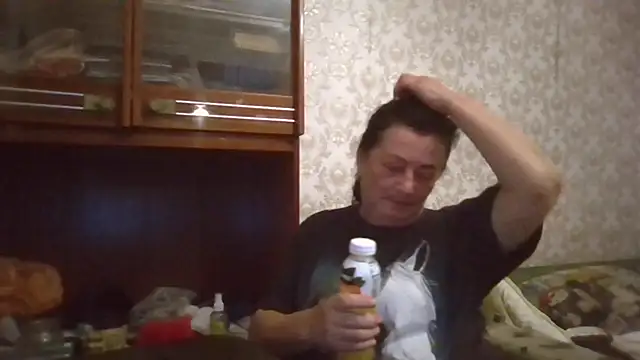 GypsiQueen2 online show from 23, 9, 2025