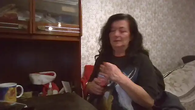 GypsiQueen2 online show from 2, 10, 2025