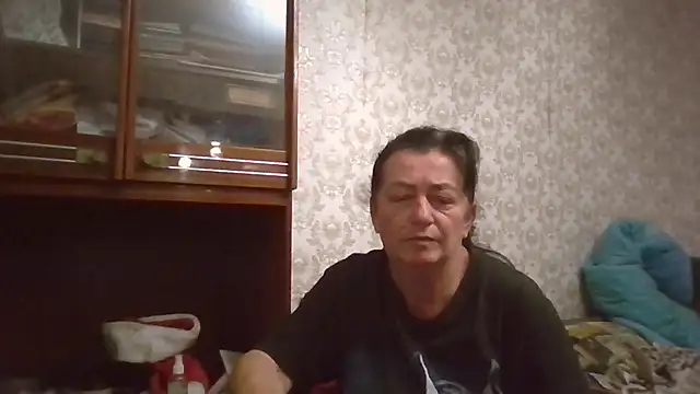 GypsiQueen2 online show from 1, 10, 2025