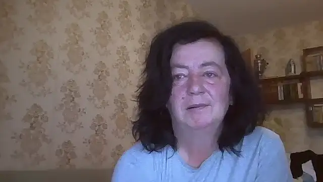 GypsiQueen2 online show from 10, 7, 2026