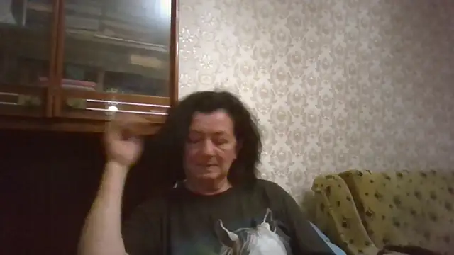 GypsiQueen2 online show from 4, 7, 2026
