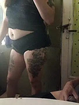 lalo592 online show from 10, 2, 2026