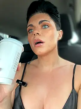 LukeLouHarvey online show from 22, 11, 2025