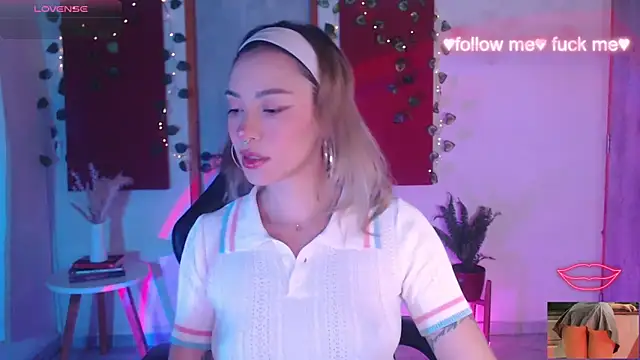 sakura beauty online show from 2, 11, 2025