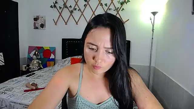 naughty girl 4u online show from 31, 3, 2026