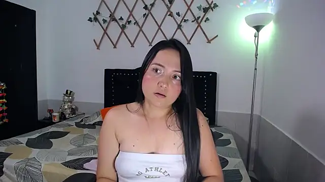 naughty girl 4u online show from 14, 1, 2026