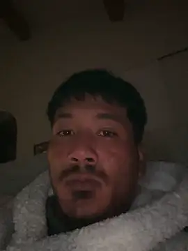 juniiorre online show from 8, 4, 2026