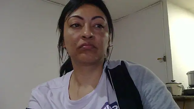 Snapshot of ErikaRika chatting on 27, 2, 2025 ErikaRika online show from 27, 2, 2025