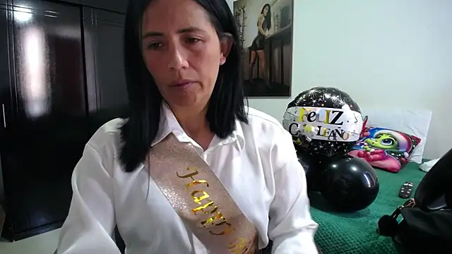 sharoon cheerry online show from 5, 12, 2025