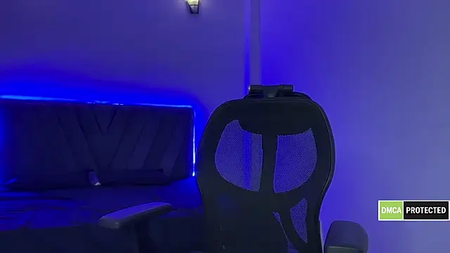 Hottie ishuu online show from 21, 10, 2025