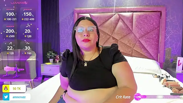 Amanda-Cruz online show from 5, 12, 2024