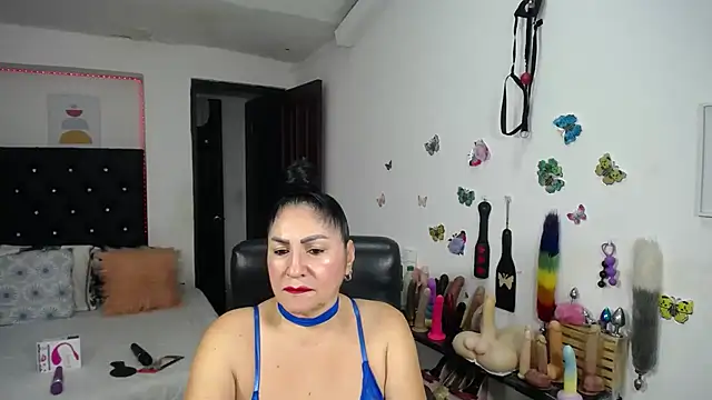 Snapshot of mature_bigboobs10 chatting on 23, 6, 2026 mature bigboobs10 online show from 23, 6, 2026