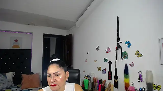 Snapshot of mature_bigboobs10 chatting on 21, 6, 2026 mature bigboobs10 online show from 21, 6, 2026