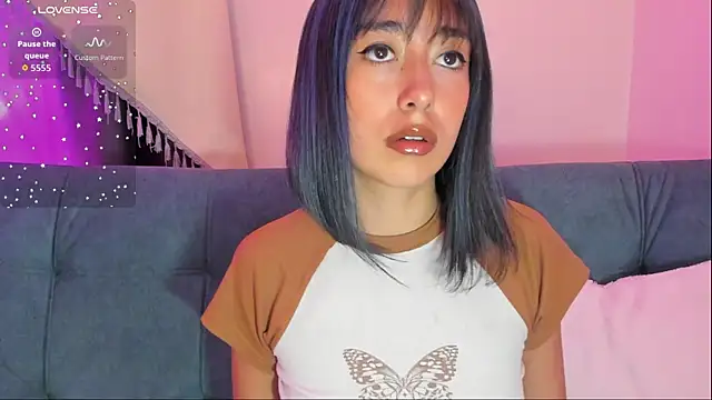 Snapshot of Scarlet_wd18 chatting on 20, 11, 2025 Scarlet wd18 online show from 20, 11, 2025