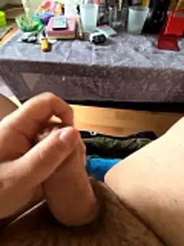 Snapshot of DauerGeilDaddy chatting on 4, 11, 2025 DauerGeilDaddy online show from 4, 11, 2025