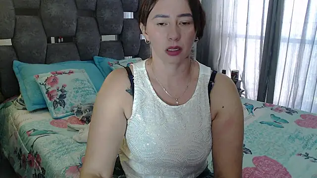 sara hott 1 online show from 28, 2, 2026